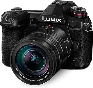 Camera without mirror Panasonic Lumix G9, micro four-thirds, 20.3 MP plus 80 MP, HD mode with Lumix G vario lens 12-60 mm F3.5-5.6 (DC-G9mk), Black.. From big brands to everyday basics — DIAYTAR Nigeria has you covered.