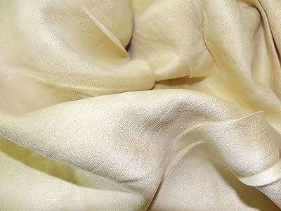 Swincraft 2, 150 g - cream, 1 m - 150 cm x 100 cm synthetic suede fabric, cream.. DIAYTAR NIGERIA: Where every shopping need is met with affordable prices and timely delivery.