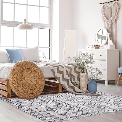 Modern geometric design carpet Ecarpet Gallery, super soft, 7.10 "x 10 '2", blue carpet, 351726.. Shop confidently with DIAYTAR NIGERIA, offering affordable prices and reliable delivery within a week.