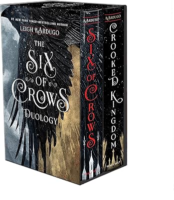 Books collection in Six of Crows box: Six of Crows, Croooked Kingdom.. Shopping made simple with DIAYTAR NIGERIA's vast selection and budget-friendly nationwide delivery.