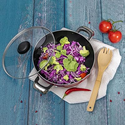 Royalford non -stick, aluminum, capacity 26 cm, red, RF324WP26.. DIAYTAR NIGERIA: Your partner in affordable online shopping with dependable delivery within 8 days.